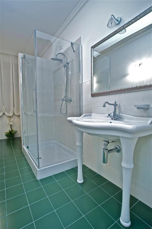 Design Suite Tirano Exterior foto