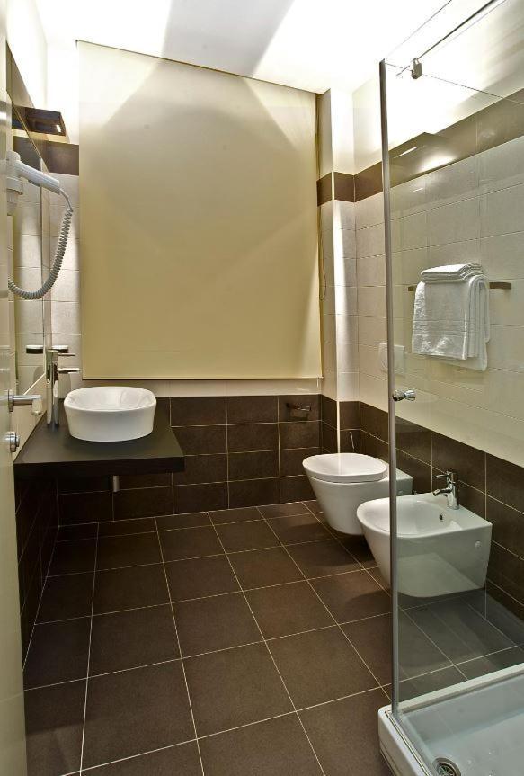 Design Suite Tirano Exterior foto