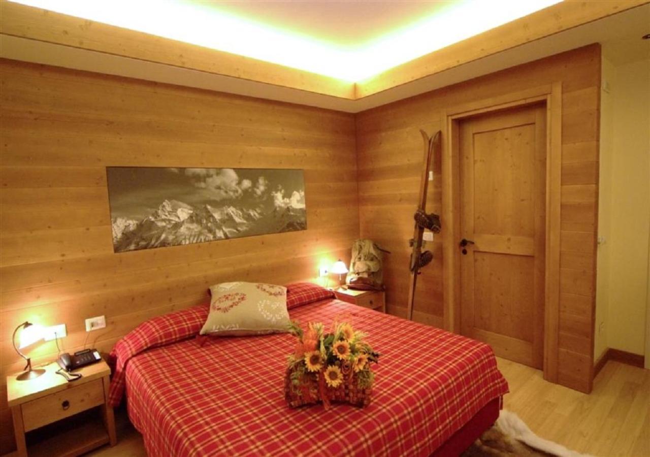 Design Suite Tirano Exterior foto